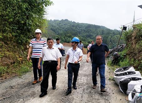 唐前明到柳州市柳東新區(qū)水廠古償河原水輸水工程調研