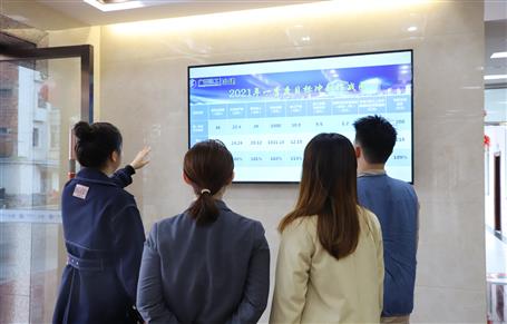 冶建公司建成新一代網絡數字多媒體信息發(fā)布系統(tǒng)——23臺高清顯示屏傳導壓力激發(fā)動力