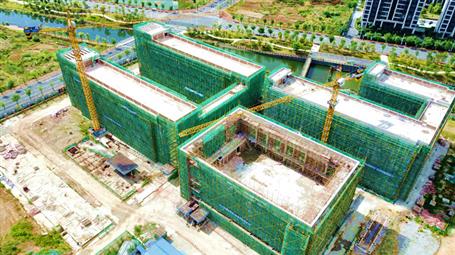 【奮戰(zhàn)三季度 打贏攻堅戰(zhàn)】柳州市明德小學(xué)2#、3#教學(xué)樓主體結(jié)構(gòu)通過驗收